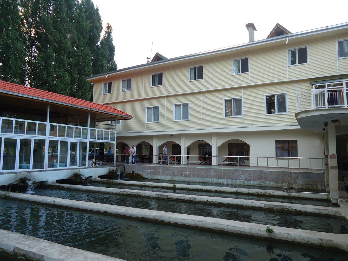 Alanlar Alabalik Ve Otel Ağlasun Buitenkant foto