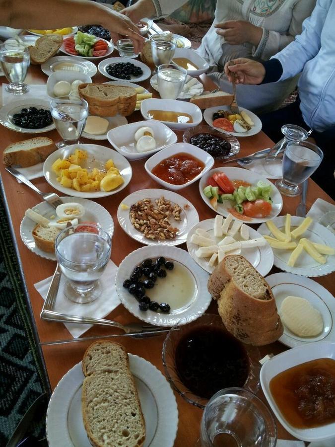 Alanlar Alabalik Ve Otel Ağlasun Buitenkant foto