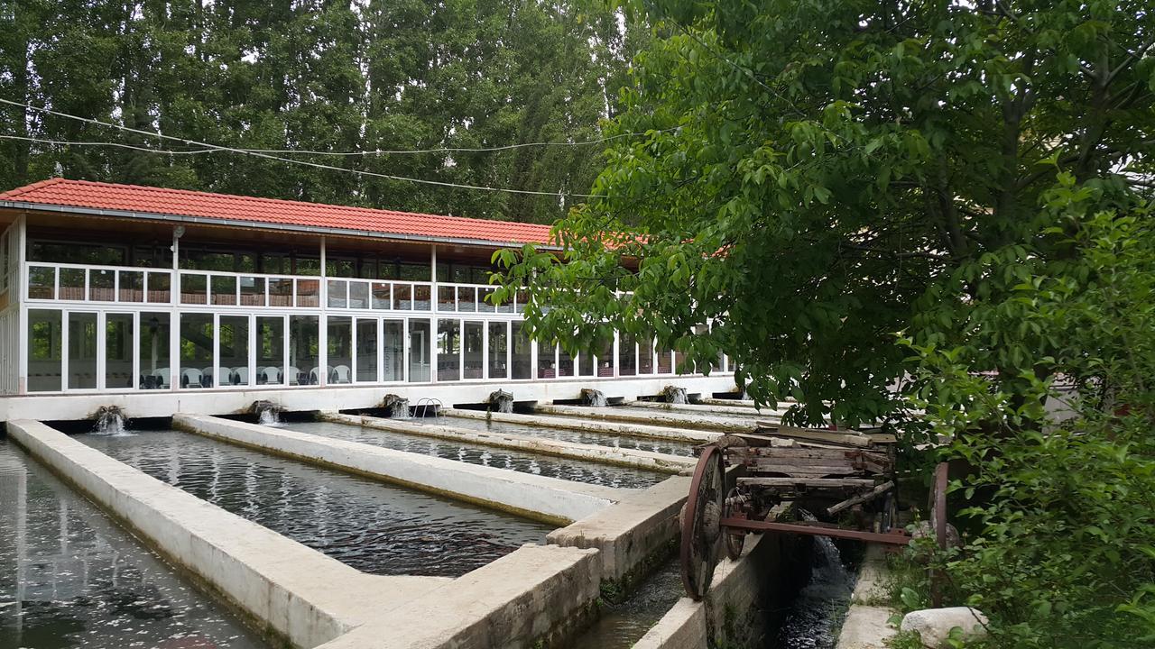 Alanlar Alabalik Ve Otel Ağlasun Buitenkant foto